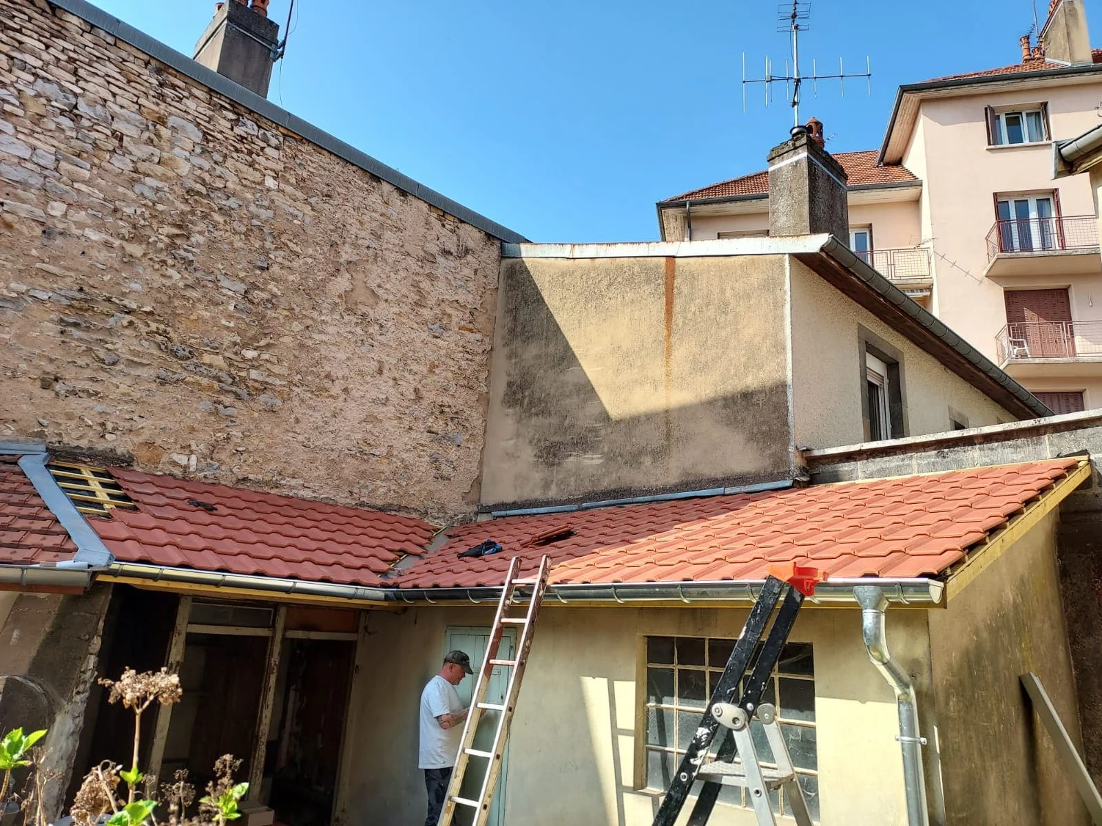 Urgence toiture — Ferret Alfred